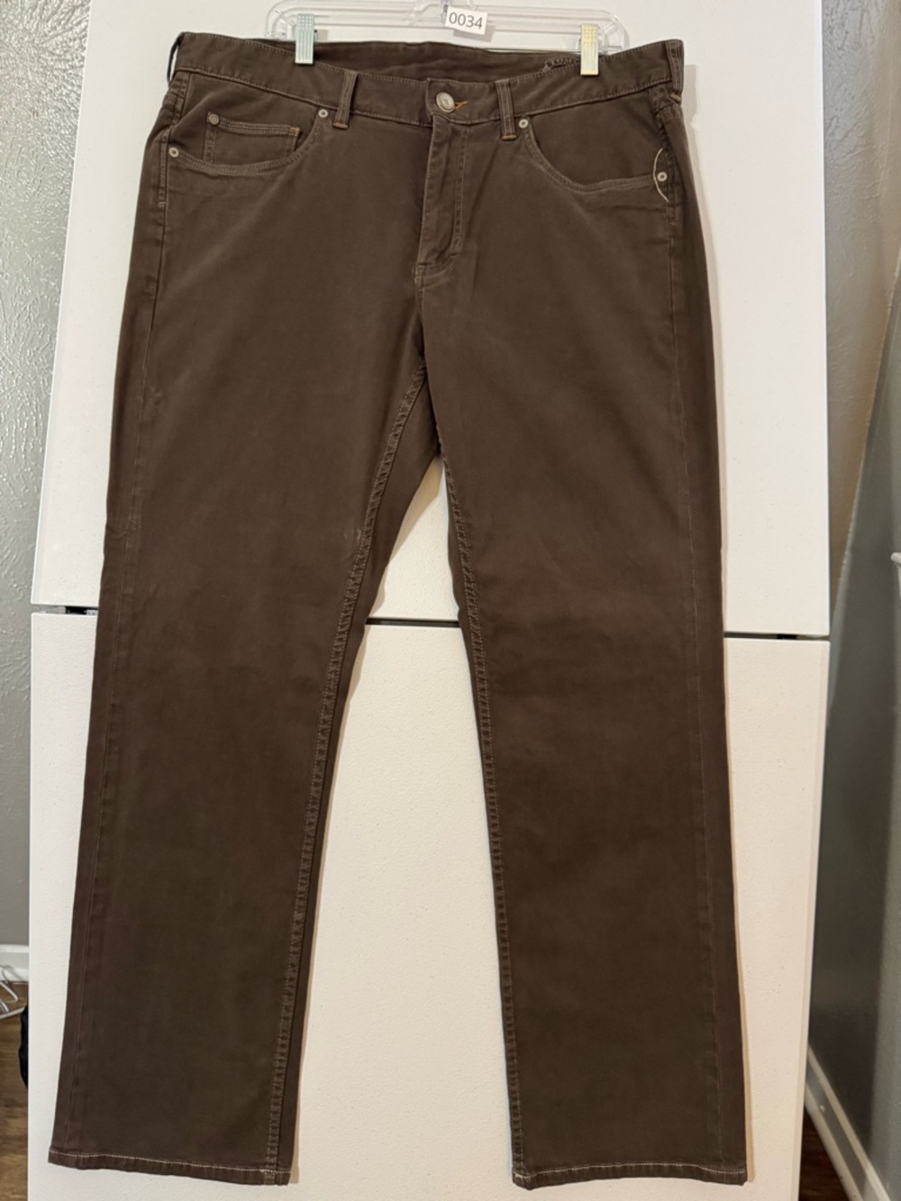 Tommy Bahama Jeans Mens 38/32 Classic Fit Leg Brown Pockets Lightweight